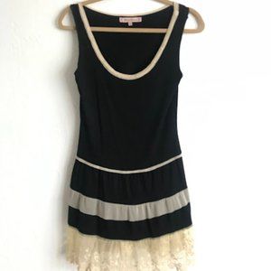 Young Essence Women's Size S